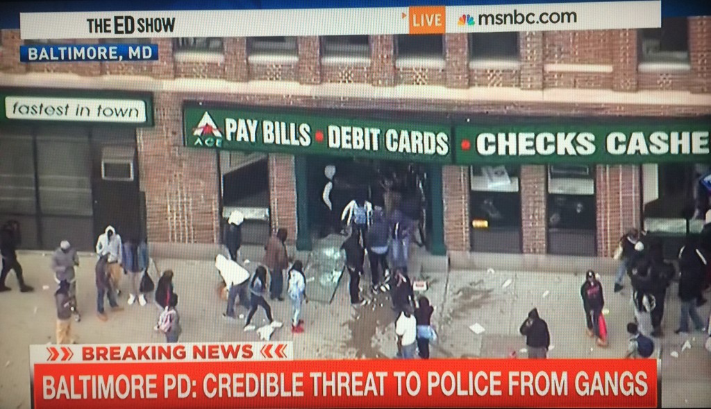 Baltimore-Riots-ACE-Payday-Loans-Looting-1024×590